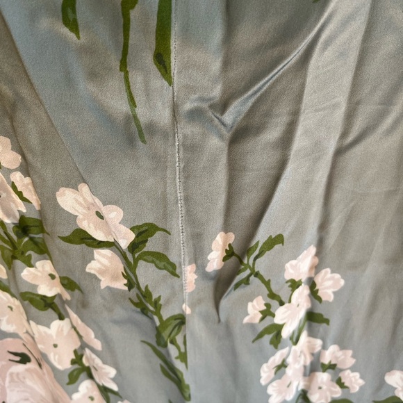 NWT! REFORMATION Selah Silk Dress Size 12 - Picture 4 of 9